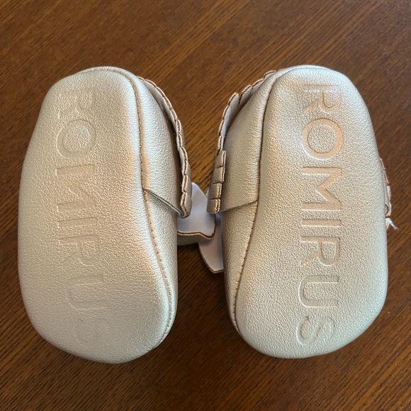 Gold Baby Shoes (New!) - Picture 3 of 3